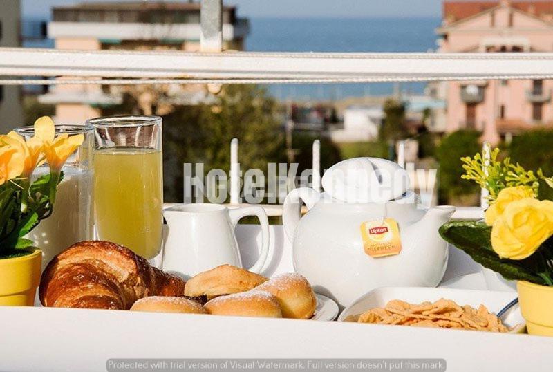 Hotel Kennedy Lido Di Savio Eksteriør billede