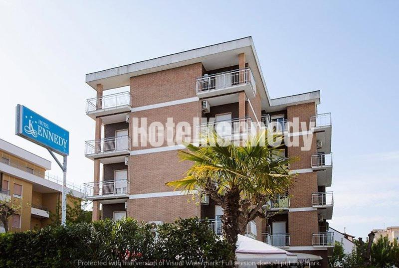 Hotel Kennedy Lido Di Savio Eksteriør billede