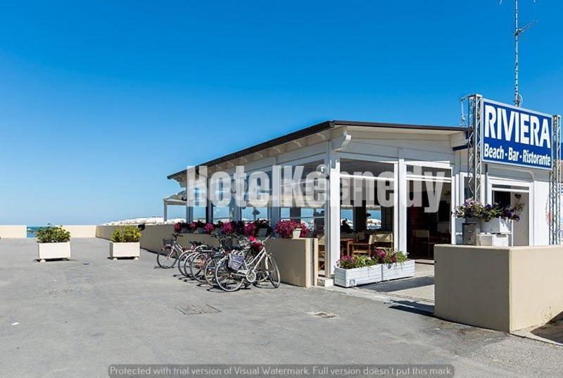 Hotel Kennedy Lido Di Savio Eksteriør billede