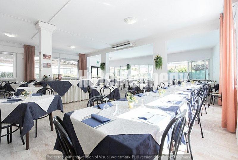 Hotel Kennedy Lido Di Savio Eksteriør billede